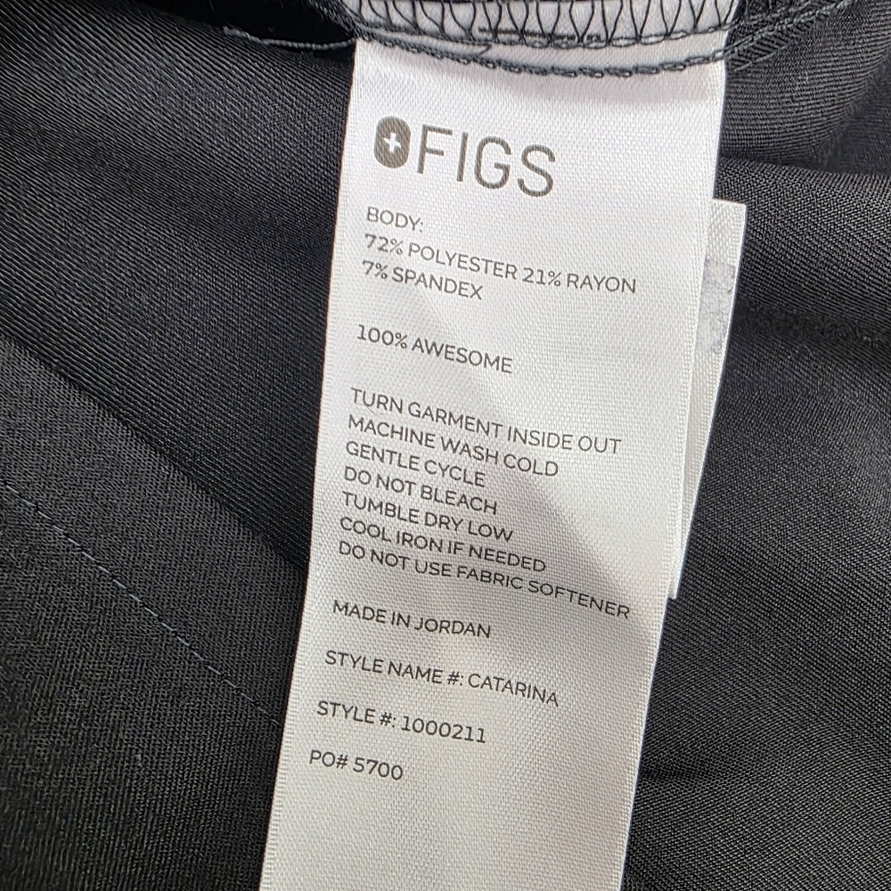 FIGS Catarina One-Pocket Scrub Top Women's Size Medium Regular Black - Picture 9 of 11